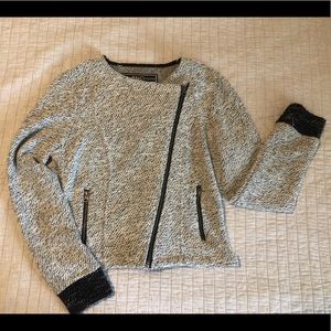 Zip up fitted cardigan